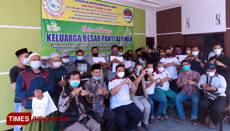 Peserta-Sunat-dewasa-muallaf-yang-digelar-Mitra-Sunatan-dan-Yayasan-Al-Ummah.jpg