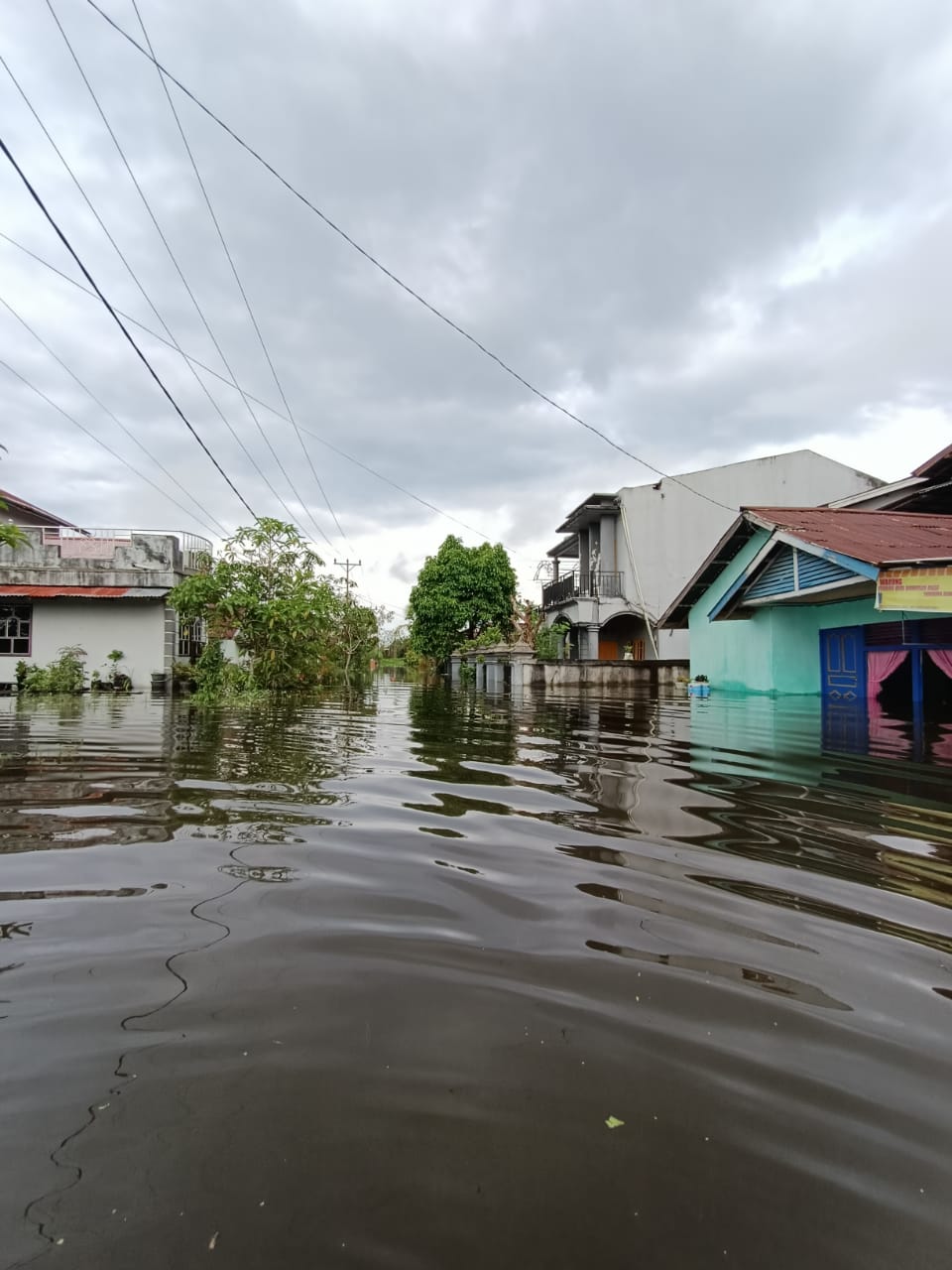 Banjir di Kabupaten Sintang, 2 Orang Meninggal dan 24.522 KK Terdampak