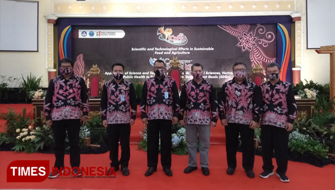 Jajaran pimpinan Politeknik Negeri Jember (Polije), usai pelaksanaan ICoFA Ke-4 (Foto Arip Ripaldi TIMES Indonesia).