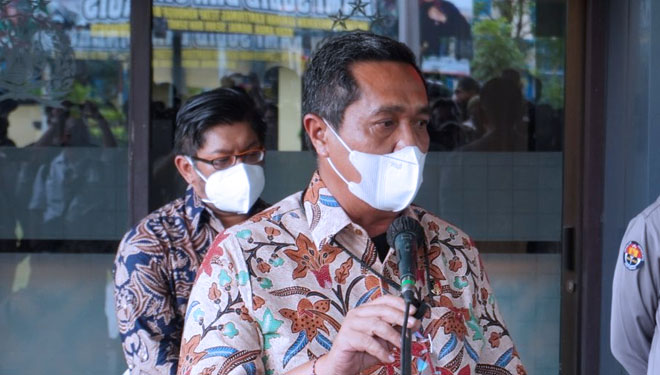 Jumpa pers ungkap kasus tewasnya mahasiswa UNS Surakarta dihadiri Rektor UNS Prof Dr Jamal Wiwoho. (FOTO: Humas Polres Cilacap for TIMES Indonesia)