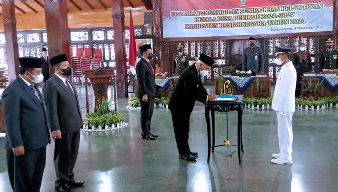 Plh Bupati Banjarnegara b