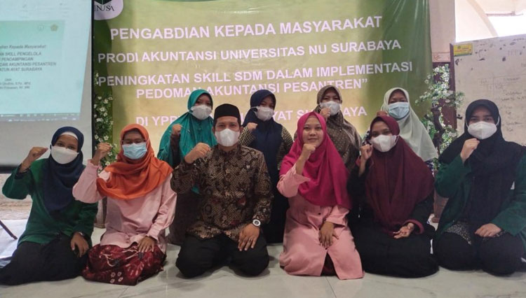 Unusa saat mengenalkan Aplikasi Santri ke Ponpes Himmatun Ayat, Sabtu (6/11/2021). (Foto: website Unusa).