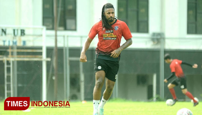 Baru Pulang dari Portugal, Striker Arema FC Carlos Fortes Dapatkan Motivasi Baru