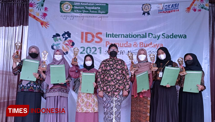 Puncak peringatan Bulan Bahasa di SMK Kesehatan Sadewa Yogyakarta digelar acara International Day. (Foto: SMK Kesehatan Sadewa for TIMES Indonesia) 