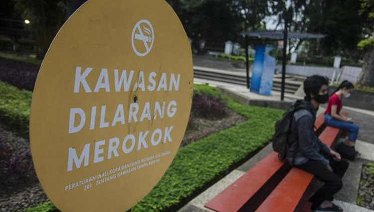 Ilustrasi area dilarang merokok. (Foto : ANTARA FOTO/NOVRIAN ARBI/RWA)