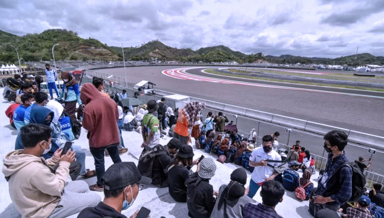 Penonton WSBK Mandalika 2021 Dilarang Bawa Benda Benda Ini TIMES 