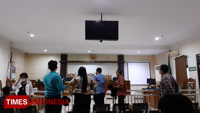 Suasana persidangan kasus ujaran kebencian di Pengadilan Negeri Semarang. (Mushonifin) 