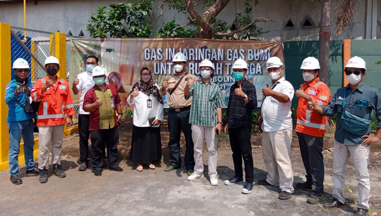 Pengaliran gas perdana sambungan rumah di Wilayah Pasuruan, Sabtu (20/11/2021).(Dok.PGN) 