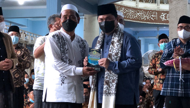 Menteri BUMN RI, Erick Thohir mengunjungi Pondok Pesantren Zainul Hasan (PZH) Genggong