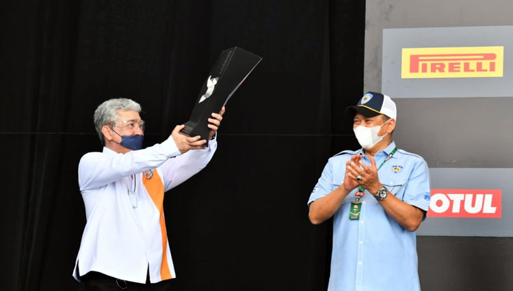 Trofi Juara WSBK Mandalika 2021