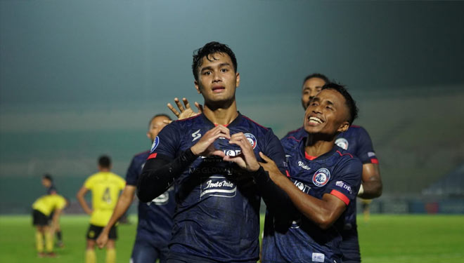 Selebrasi Muhammad Rafli usai cetak gol ke gawang Barito Putera (Sumber foto: Media Officer Arema FC)