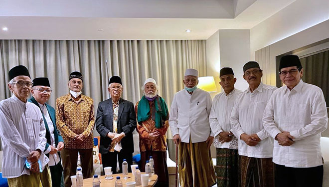 Sembilan kiai sepuh NU bertemu dan mekomendasikan Muktamar Ke-34 NU di Lampung pada akhir Januari 2022. (foto: DJ TIMES Indonesia)