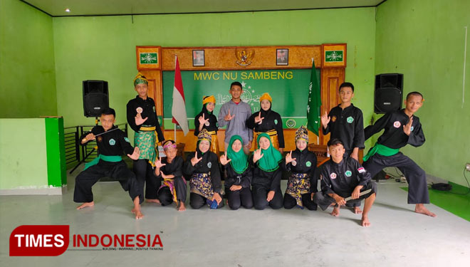 Para pesilat Pagar Nusa Kecamatan Sambeng, Kabupaten Lamongan, yang sukses meraih medali di Kejuaraan dan Festival Hari Santri Nasional (HSN) Cup II 2021. (FOTO: PAC Pagar Nusa Sambeng for TIMES Indonesia)