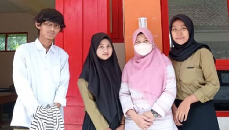 SMK Muhammadiyah Minggir Yogyakarta Membangun Jiwa Wirausaha Siswa melalui Program SPW