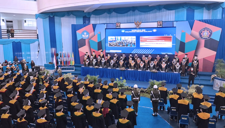 Wisuda hybrid Polinema. (Foto: Humas Polinema for TIMES Indonesia)