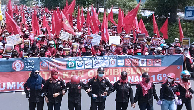 Buruh di Jateng Ancam Gelar Aksi Lebih Besar Jika Upah Tak Sesuai Harga Kebutuhan Pokok
