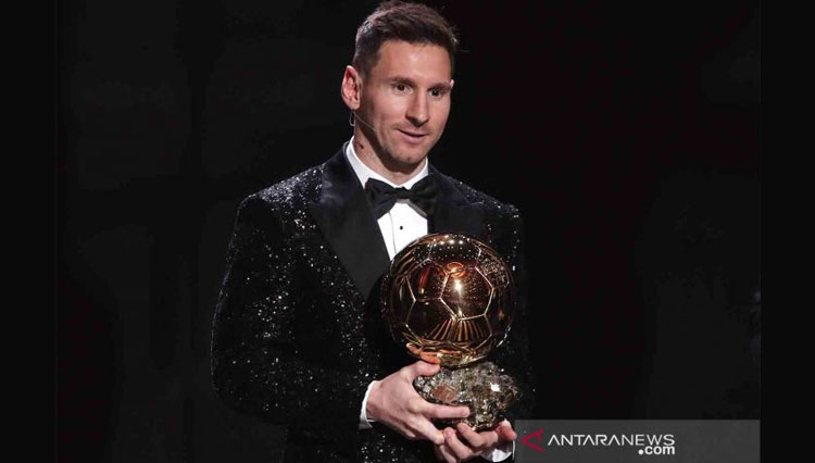 Lionel Messi Raih Ballon d'Or 2021