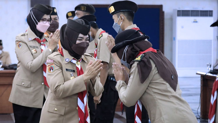 Atikoh-Ganjar-Pranowo-2.jpg