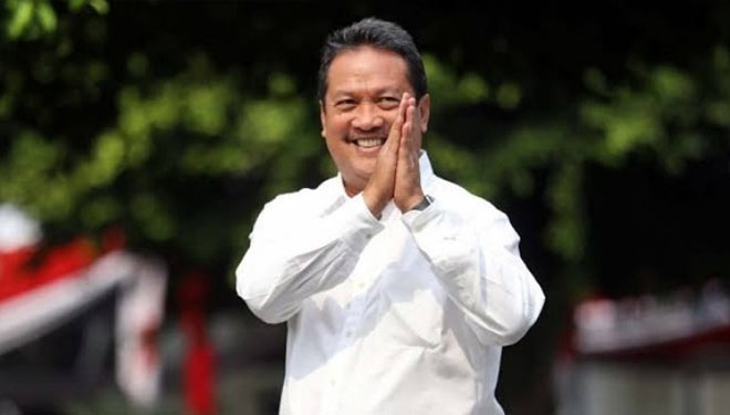 Kunker ke Kupang, Menteri Sakti Wahyu Trenggono Resmikan Kapal Pemantauan Taman Nasional Perairan Laut Sawu
