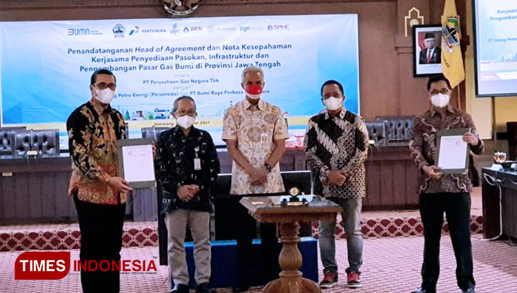 Ganjar-Pranowo.jpg