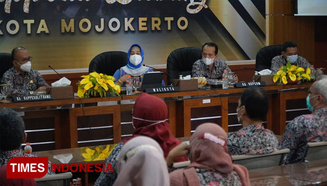 Wujudkan Tata Kelola Pemerintahan yang Baik, Wali Kota Mojokerto Gelar Pembinaan ASN