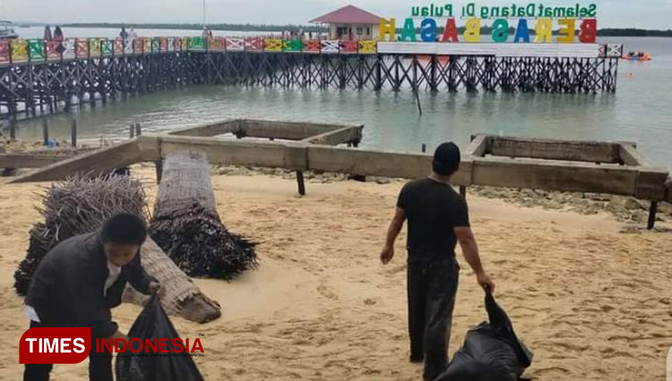 Anggota DPRD Bontang Faisal Ajak Masyarakat Jaga Kebersihan Pulau Beras Basah