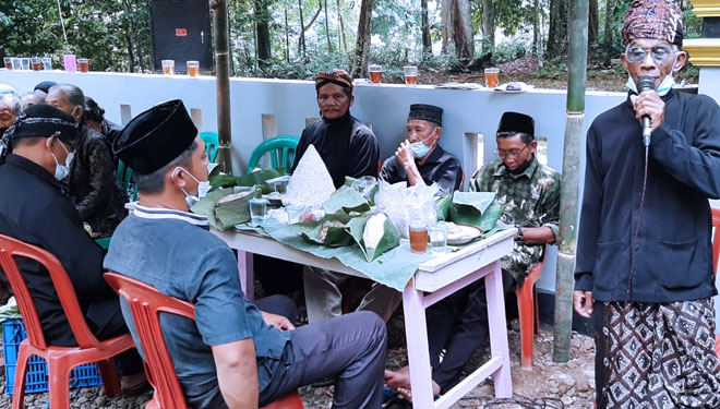 Suasana ritual slametan kejawen di Kalitanjung Banyumas (FOTO : David For TIMES Indonesia)