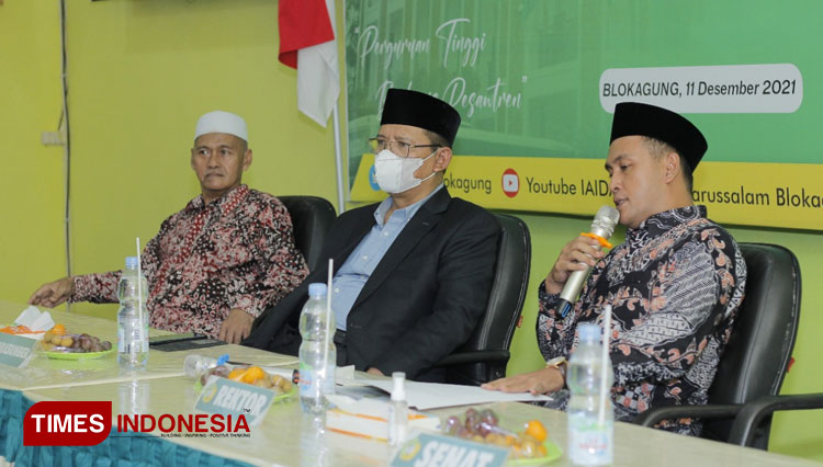 Rektor IAIDA Blokagung Banyuwangi, Dr KH Ahmad Munib Syafa'at, Lc, MEI (Foto: Hafid/TIMES Indonesia)