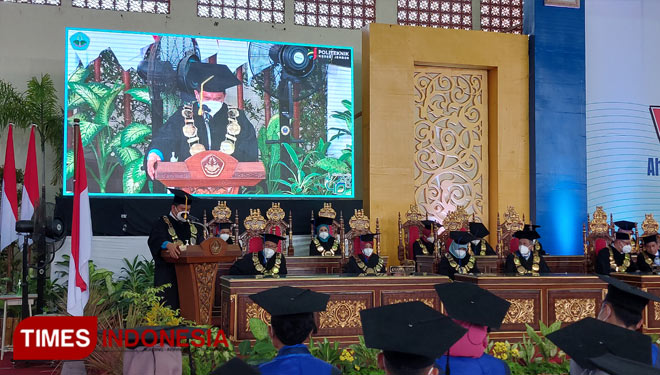 Wisuda-Polije-2.jpg