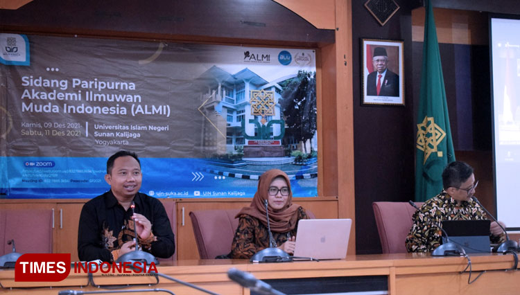 Prof. Al-Makin, Rektor UIN Sunan Kalijaga, anggota ALMI saat memberikan sambutan. (FOTO : Dr Tuswadi for TIMES Indonesia)