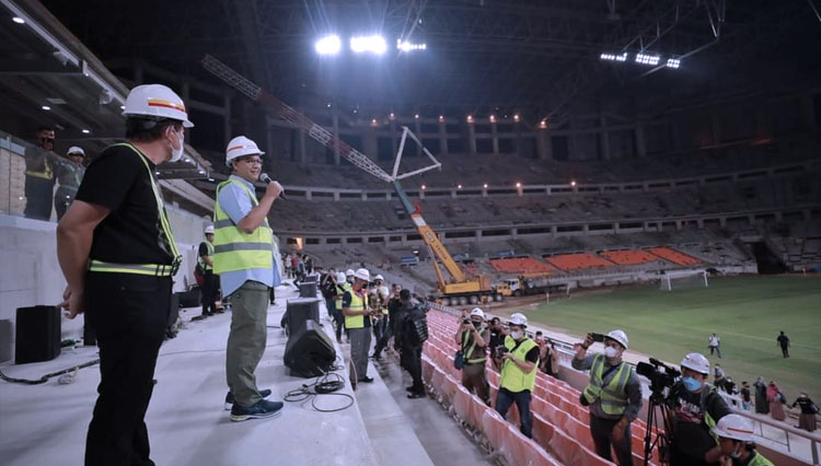 Anies Baswedan proyek JIS 2