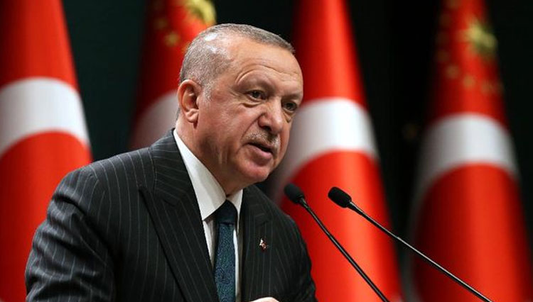 Presiden Turki Erdogan Menyebut Medsos Ancaman Bagi Demokrasi