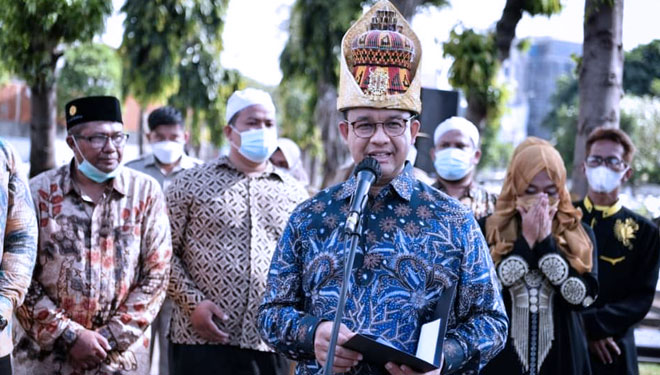 Anies Baswedan Resmikan Pemugaran Komplek Makam Sultan Alaiddin Muhammad Daud Syah