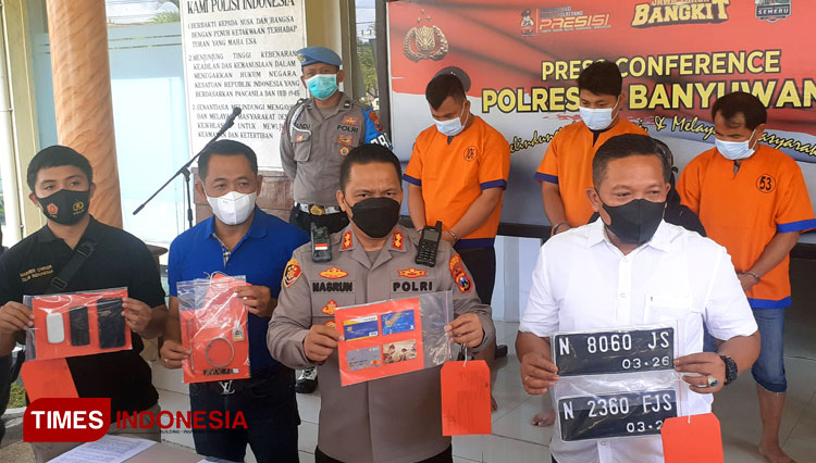 Kartu ATM Tertelan Mesin, Saldo Rekening 2 Warga  Banyuwangi Terkuras