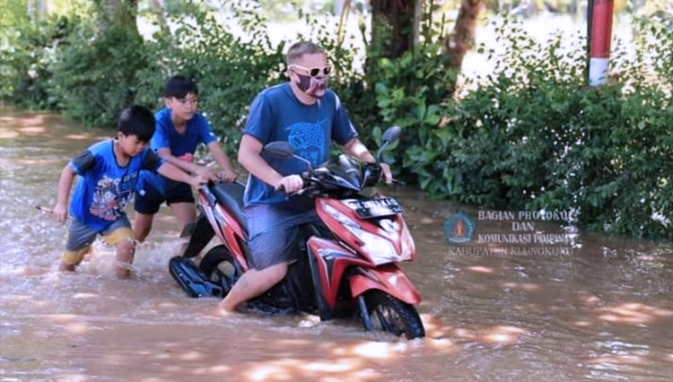 Banjir Bandang Di Nusa Penida Lumpuhkan Wisata Yang Baru Menggeliat ...