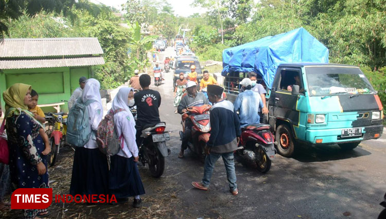 Gunung Semeru Naik Status Jadi SIAGA, Ini 5 Imbauan Badan Geologi ...