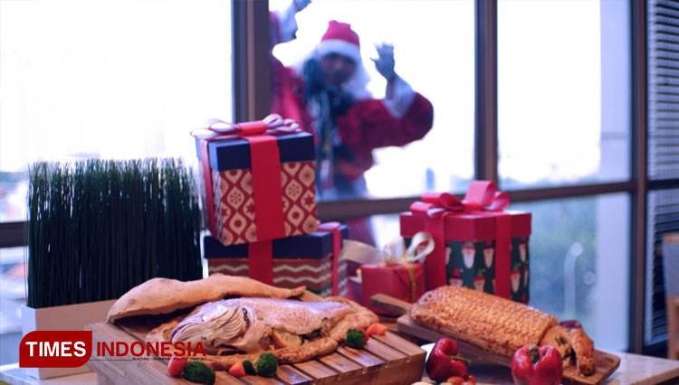 Special dishes served for Christmas at Hilton Garden Inn Jakarta Taman Palem. (PHOTO: Marcom of Garden Inn for TIMES Indonesia)