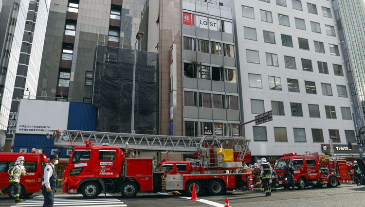 Gedung Berlantai Delapan Terbakar di Jepang 27 Orang Dikhawatirkan Meninggal Dunia