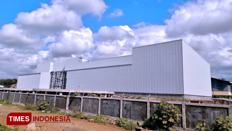 Proyek infrastruktur pasca panen Modern Rice Milling Plant (MRMP) Bulog Sub Divre Banyuwangi, yang terancam mandek (FOTO: Rizki Alfian/ TIMES Indonesia)