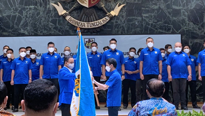 Pengukuhan KNPI DKI Jakarta periode kepemimpinan Ronny Bara Pratama oleh Gubernur Anies Baswedan. (FOTO: GPI Jakarta Raya for TIMES Indonesia)