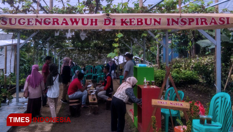 Berwisata Sambil Icip-icip Buah Anggur Segar di Kebun Inspirasi Ngawi