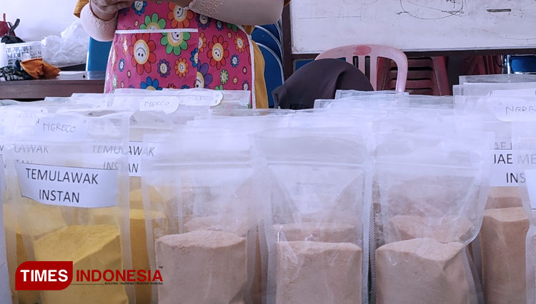 Kerupuk-Emping-yang-baru-dioleh-namun-belum-matang-2.jpg