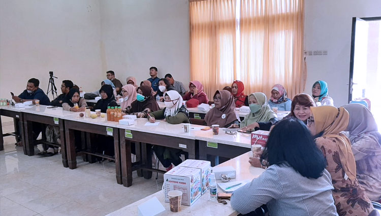 Pelatihan higienitas minuman olahan oleh Universitas Ma Chung di BBPP Ketindang, Lawang, Kabupaten Malang. (Foto: Dok. Sunday Noya)