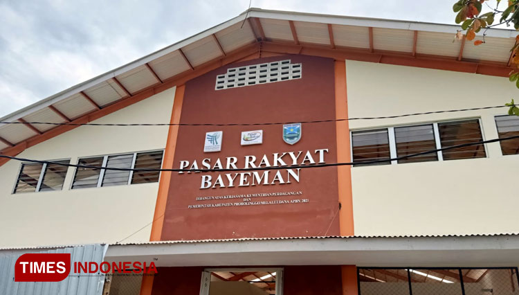 Gedung Pasar Bayeman Tongas tampak dari depan. (Foto: Disperindag/TIMES Indonesia)