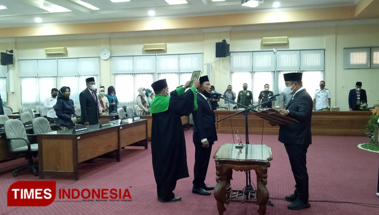 Anggota PAW Dari Fraksi PKB Dilantik, Ini Harapan Ketua DPRD Bangkalan ...