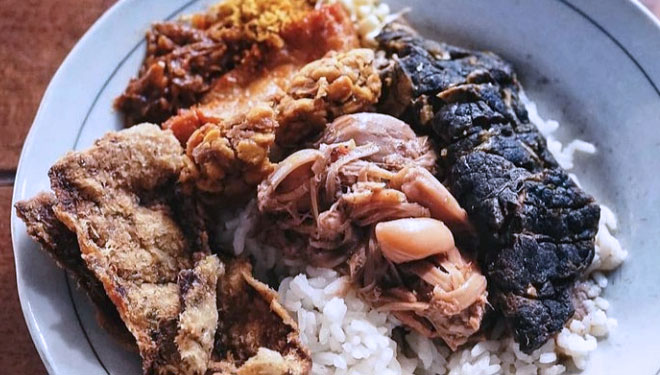 Nasi Buk Madura Bu Matirah yang berada di Kota Malang. (Foto: Instagram mrs.renjana)