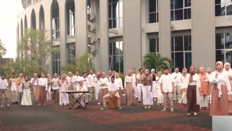 Konser tahunan PSM Bunga Almamater Unisma Malang yang digelar secara virtual berlangsung sukses.