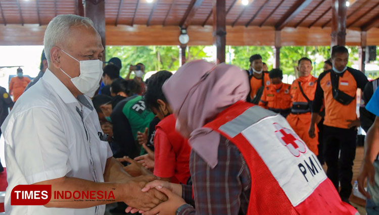 Relawan Banjarnegara Akan Dirikan 16 MCK di Tempat Pengungsian Erupsi Semeru
