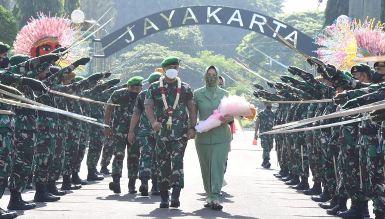 Mayjen-Untung-2.jpg