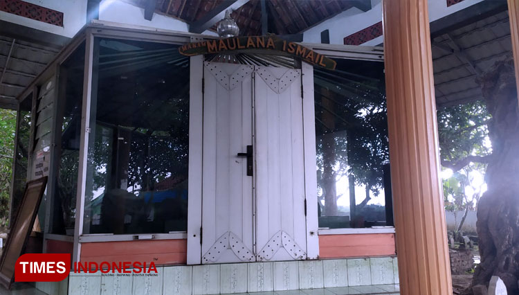 Makam-Sayyid-Maulana-Ismail-wali-penyebaran-agama-Islam-yang-nampak-begitu.jpg
